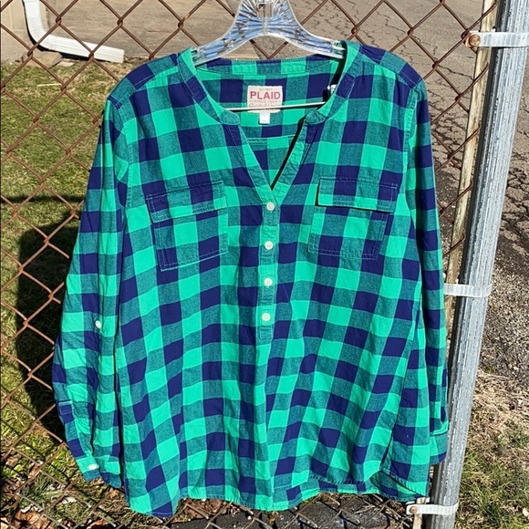 Old Navy Tops - Old Navy Plaid Shirt/Blouse/Top Size L